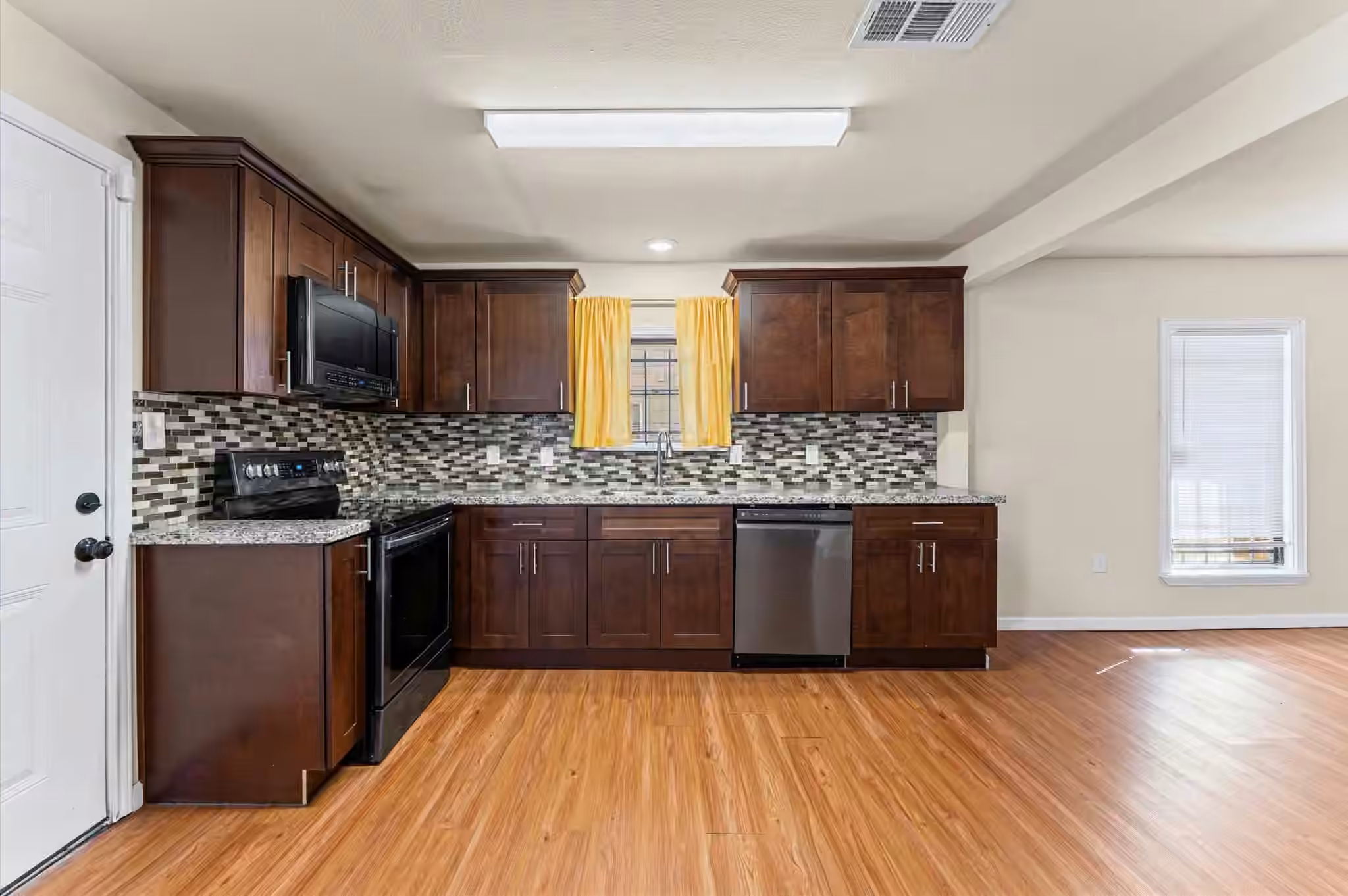 Photo 7 of 1106 5th Street, Hempstead, TX