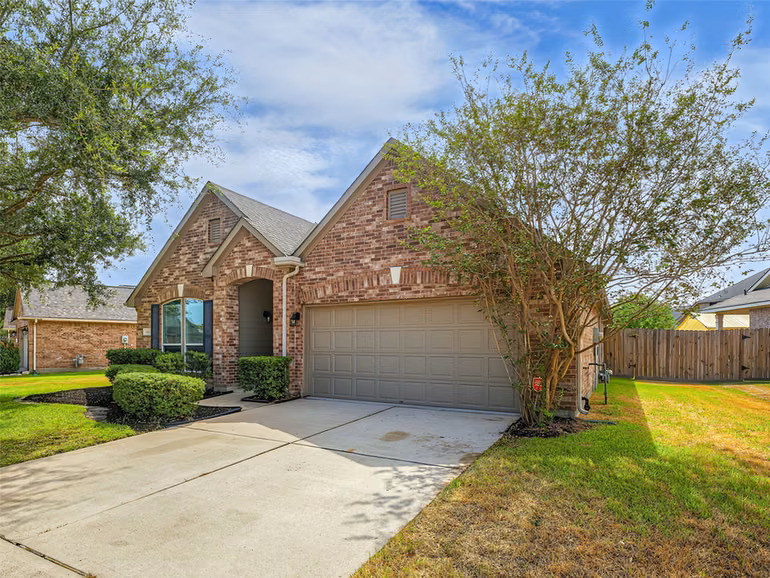 Photo 3 of 3210 Sabine Spring Lane, Katy, TX