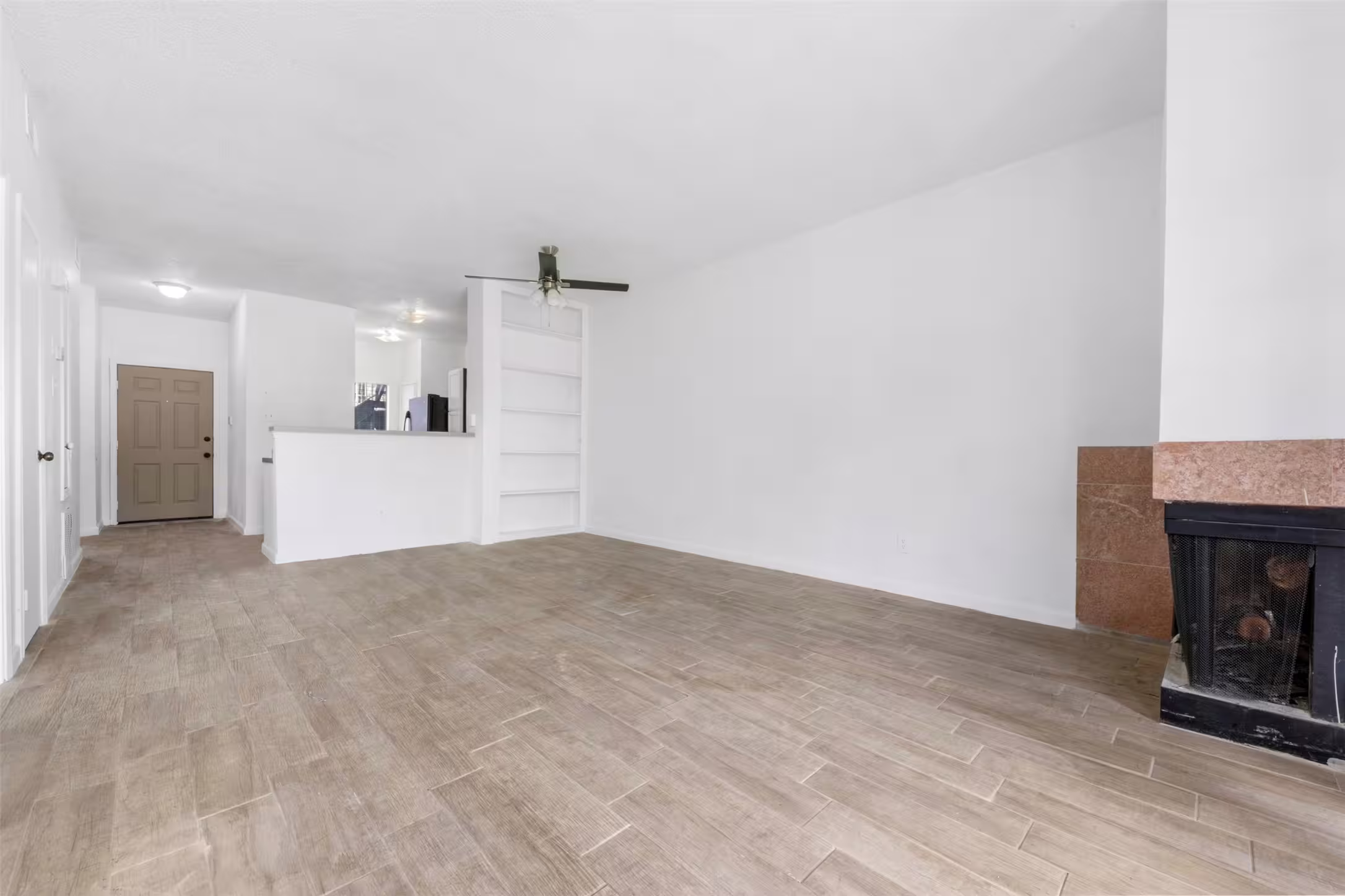 Photo 6 of 8253 Sands Point Drive 165, Houston, TX