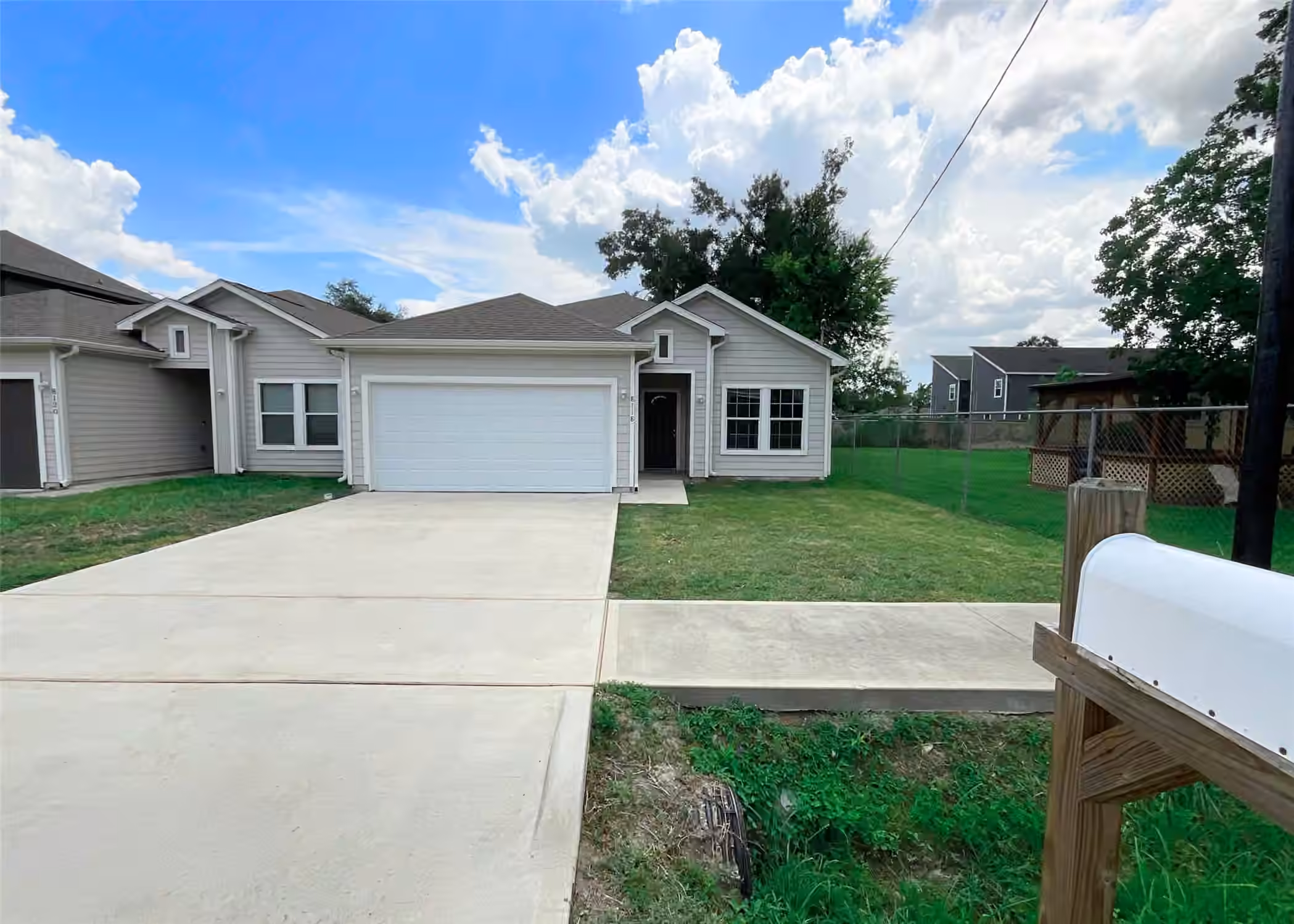 Photo 2 of 8118 Safebuy Street, Houston, TX