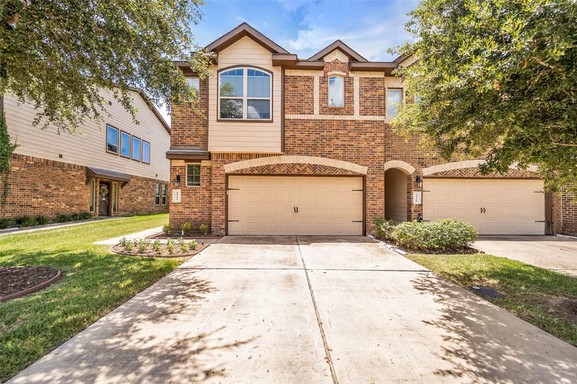 Photo of 3322 Orchard Bridge Lane, Rosenberg, TX 77471