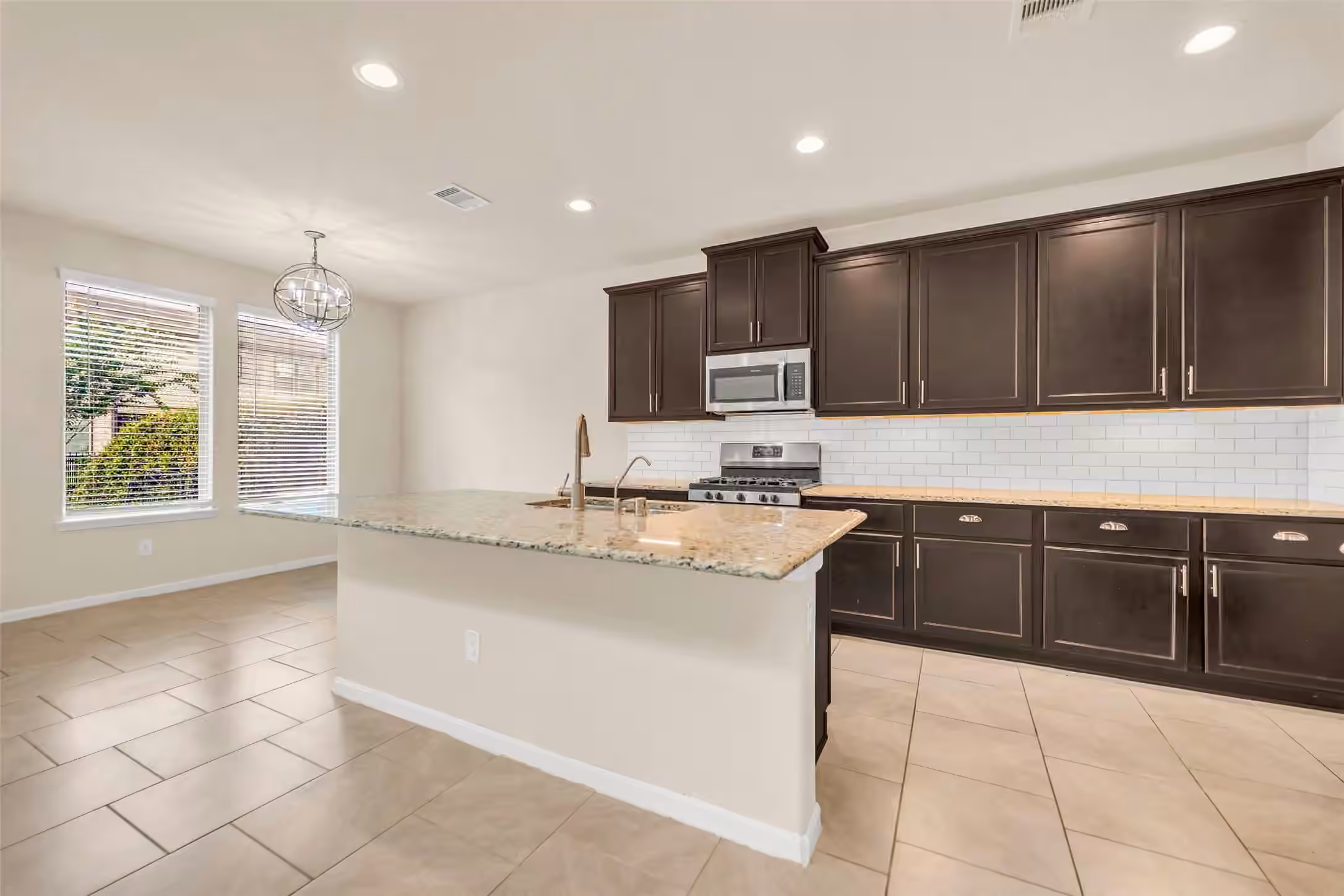 Photo 6 of 3322 Orchard Bridge Lane, Rosenberg, TX