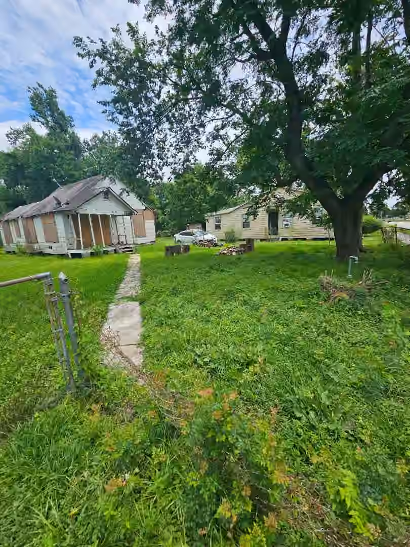 Photo 3 of 6718 Lockwood Drive, Houston, TX