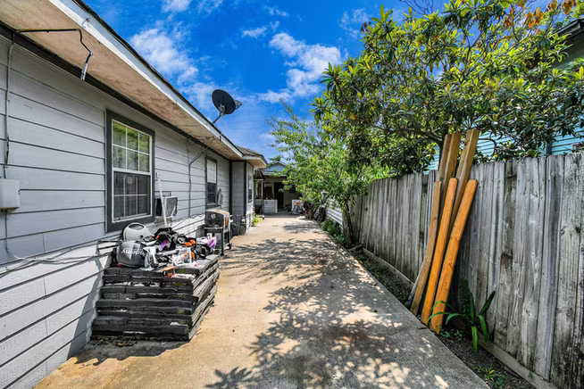 Photo 5 of 7908 John Street, Houston, TX