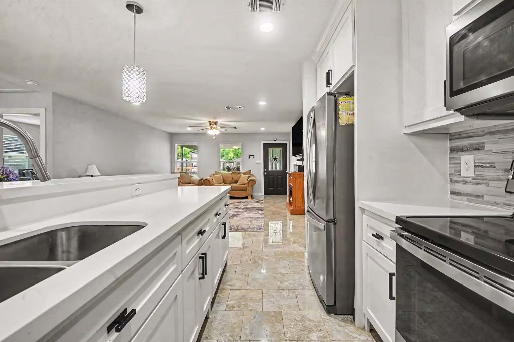 Photo 6 of 4818 27th Street, Dickinson, TX