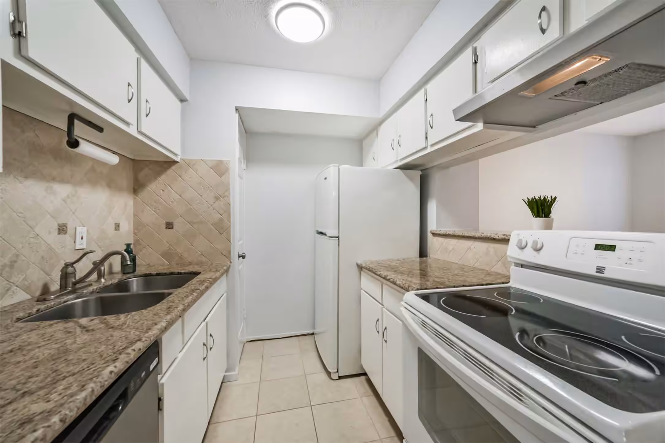 Photo 7 of 6402 Del Monte Drive 62, Houston, TX