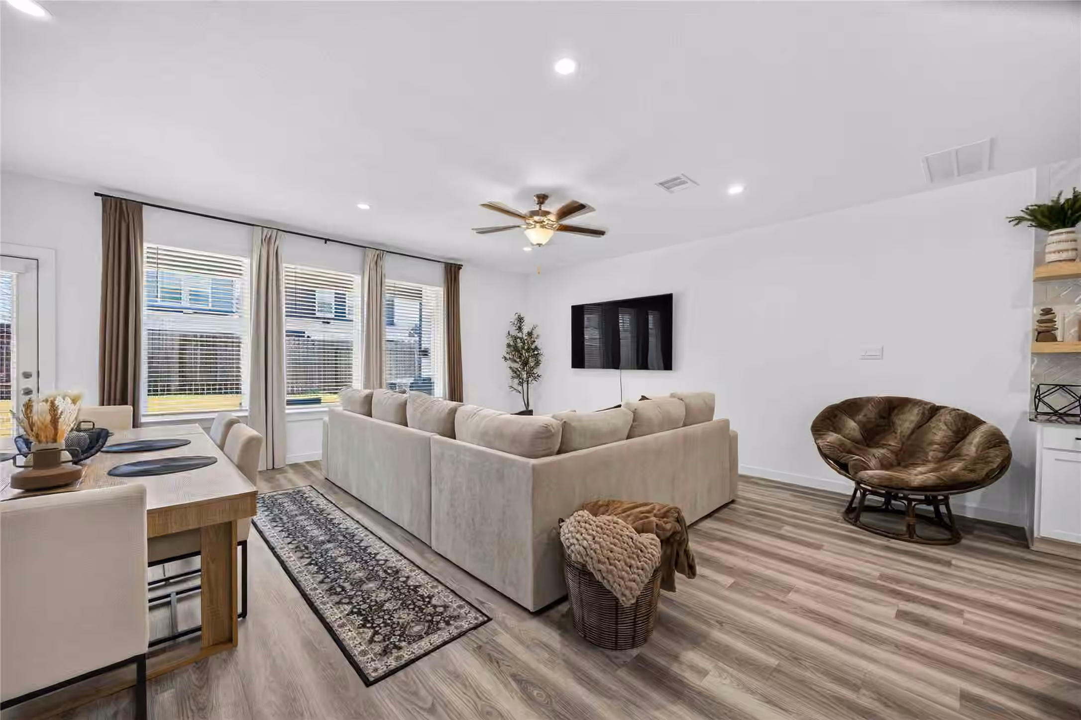 Photo 3 of 10419 Pelham Crescent Court, Houston, TX