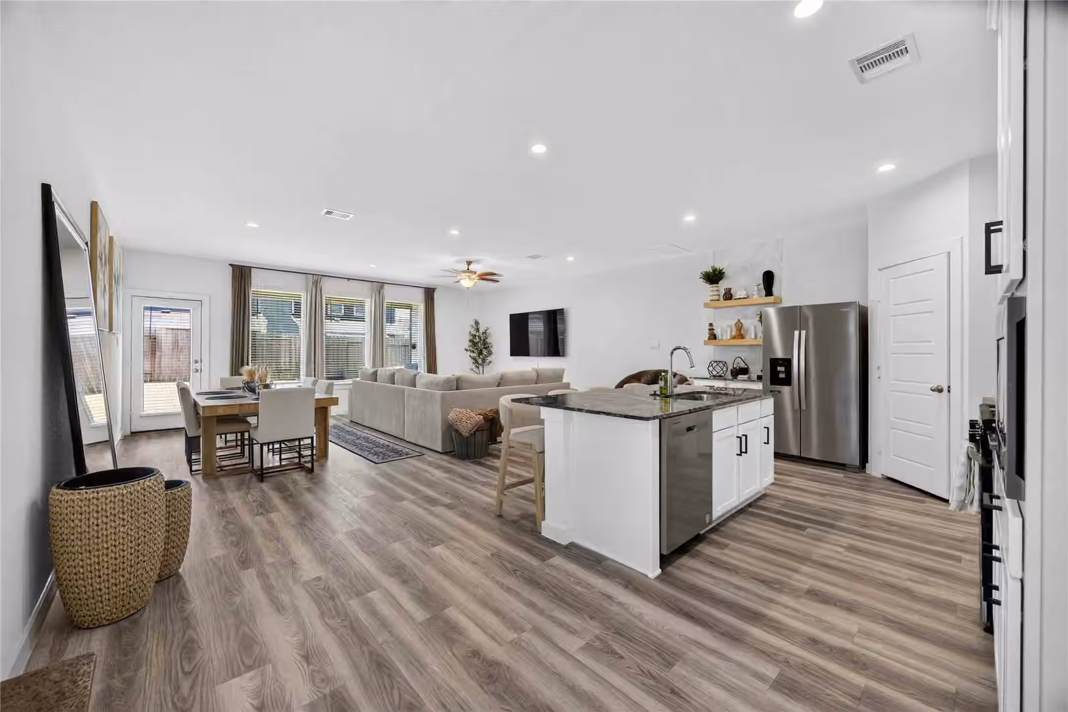 Photo 4 of 10419 Pelham Crescent Court, Houston, TX