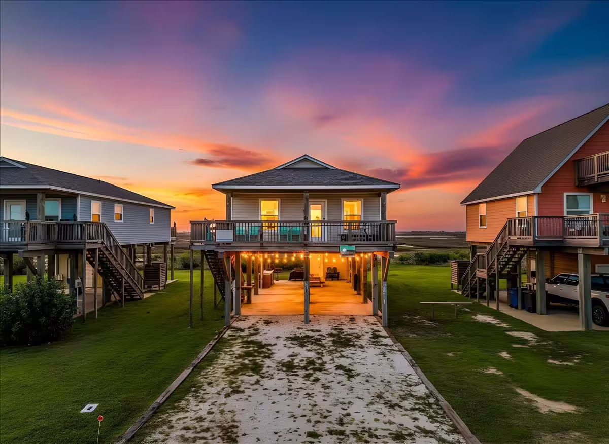 Photo 4 of 2811 Blue Water Highway, Surfside Beach, TX