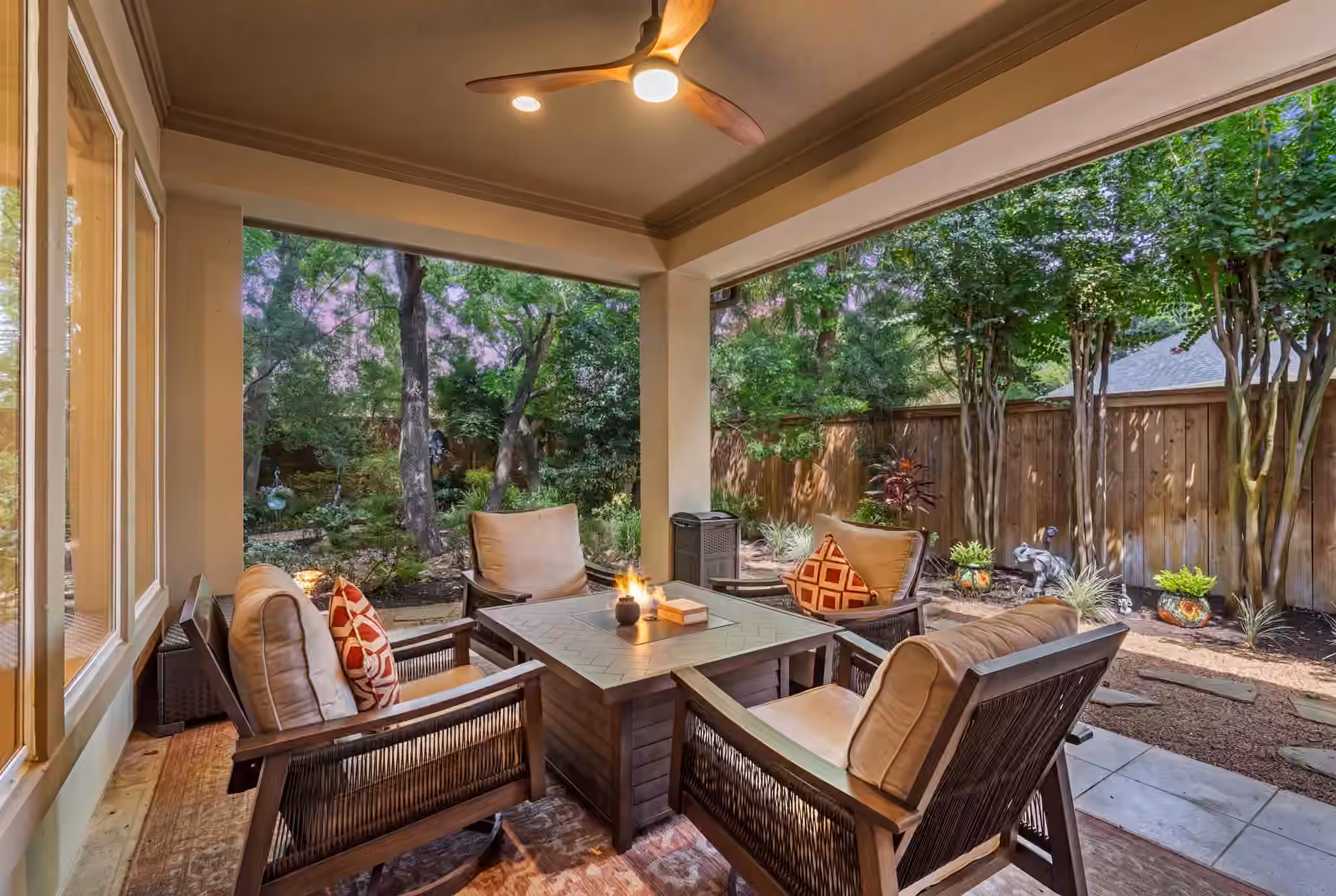Photo 3 of 11506 Manorhouse Lane, Houston, TX