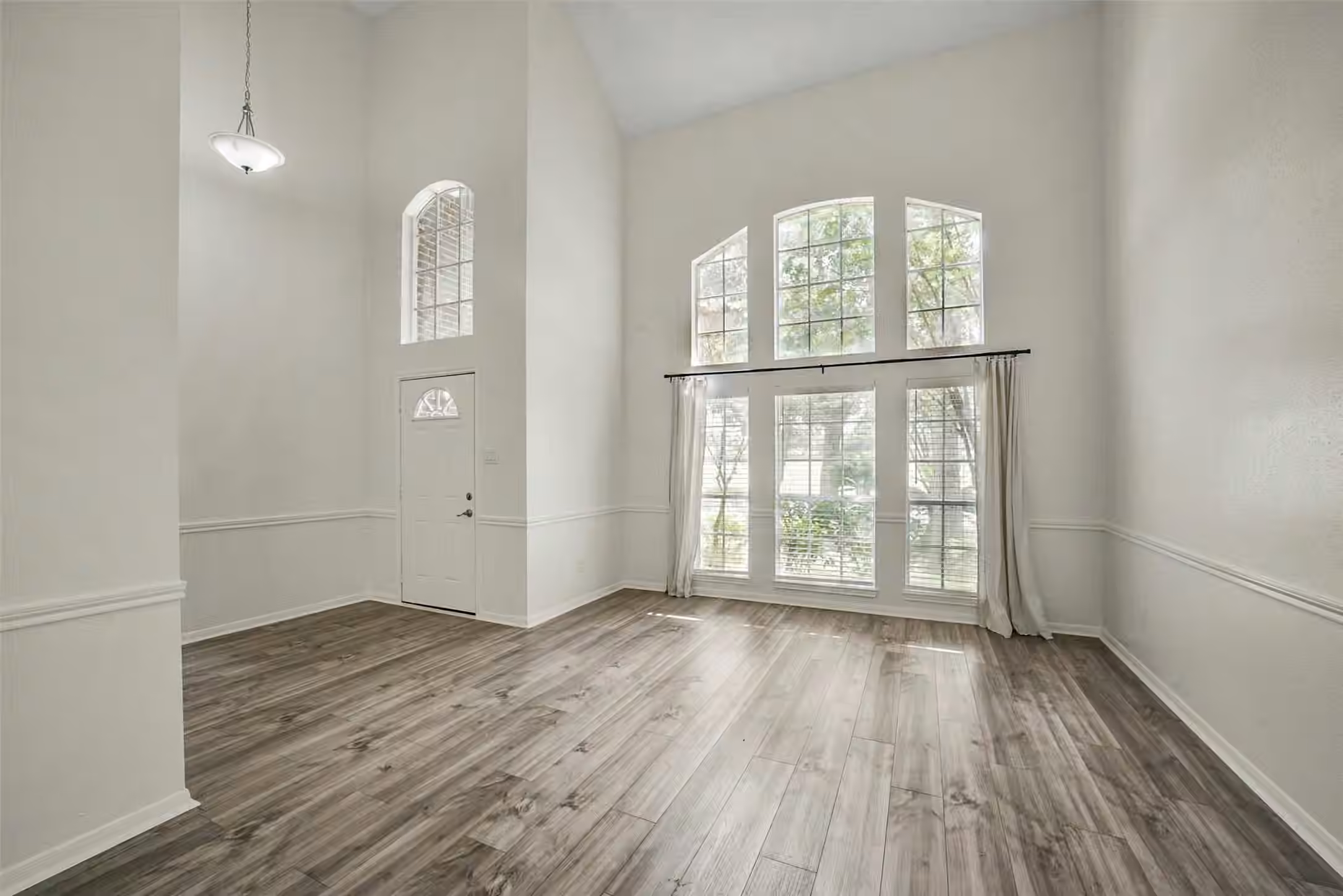 Photo 6 of 1418 Sheffield Drive, Missouri City, TX