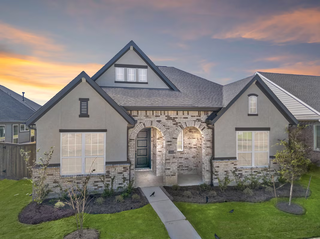 Photo of 12002 Rice View Drive, Mont Belvieu, TX