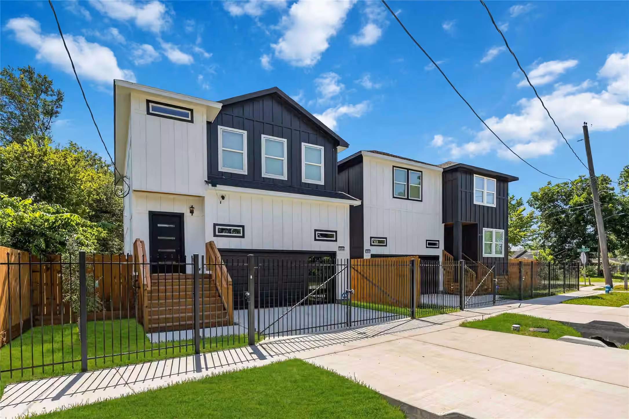 Photo 3 of 3804 Sayers Street, Houston, TX