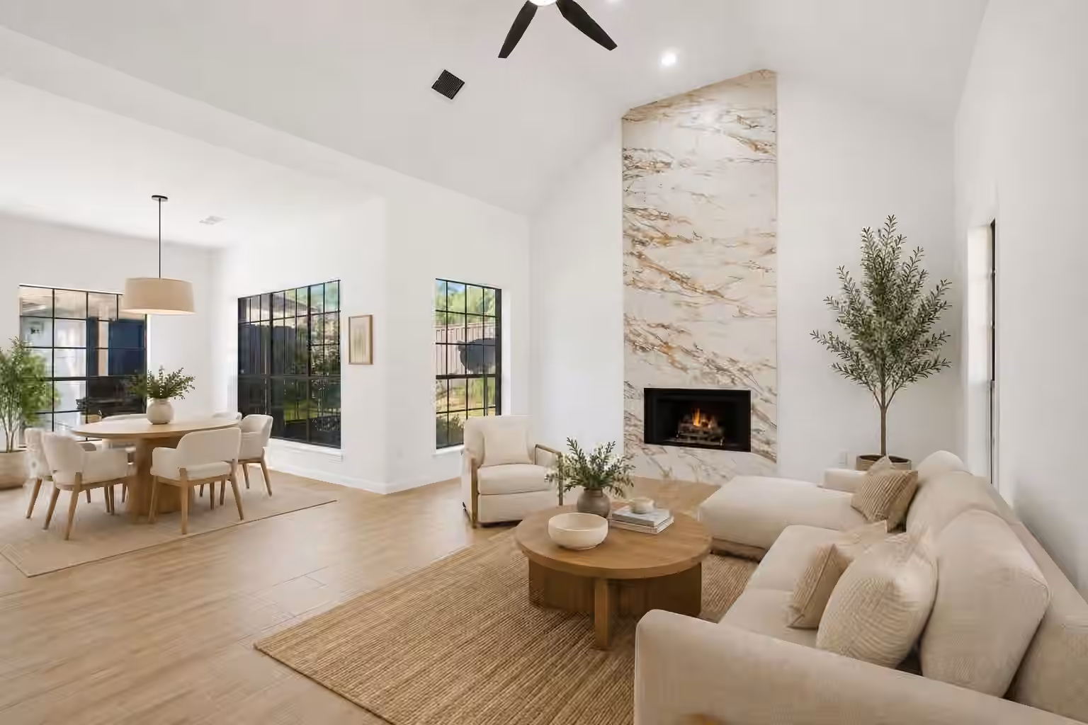 Photo 6 of 18319 Oakhampton Drive, Houston, TX