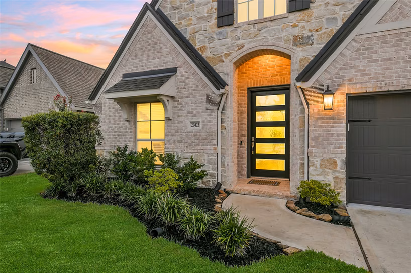 Photo 5 of 20423 Avelignese Way, Tomball, TX