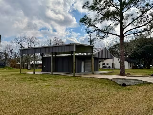 Photo 2 of 5903 4th Street, Danbury, TX