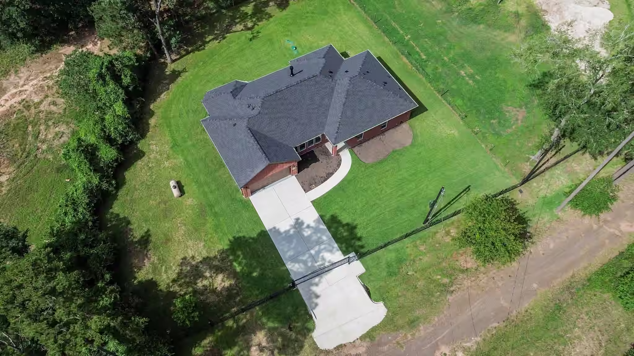 Photo 3 of 15215 Butterfly Lane, Plantersville, TX