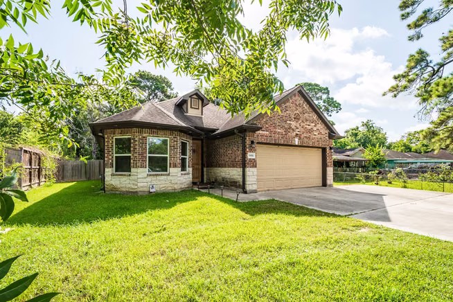 Photo 3 of 6814 Carver Rd Road, Houston, TX
