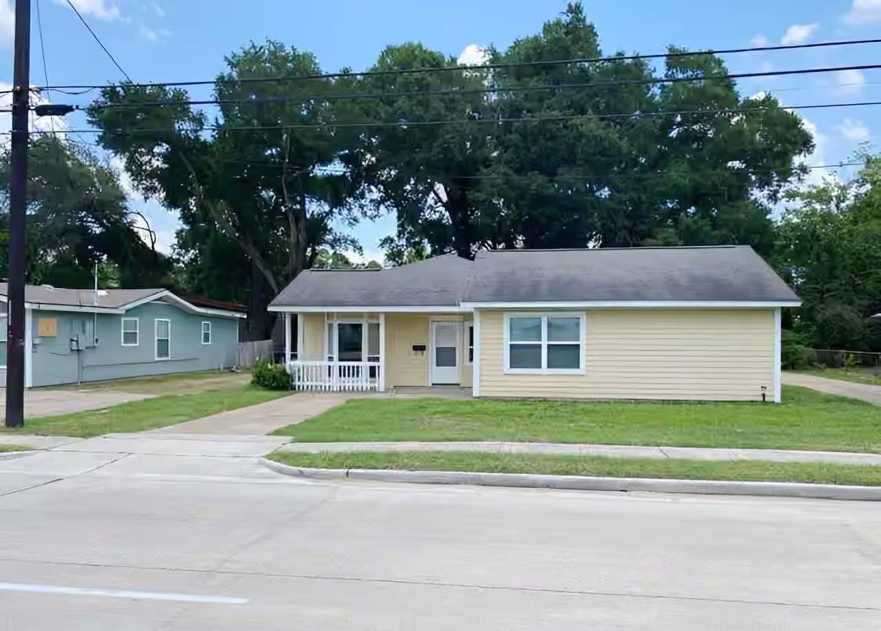 Photo 2 of 41 Parker Road, Houston, TX