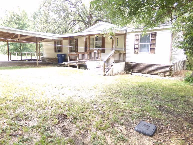Photo 4 of 121 Lake Road, Riverside, TX