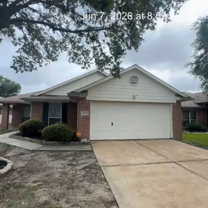 Photo of 10310 Mills Run Drive, Houston, TX 77070