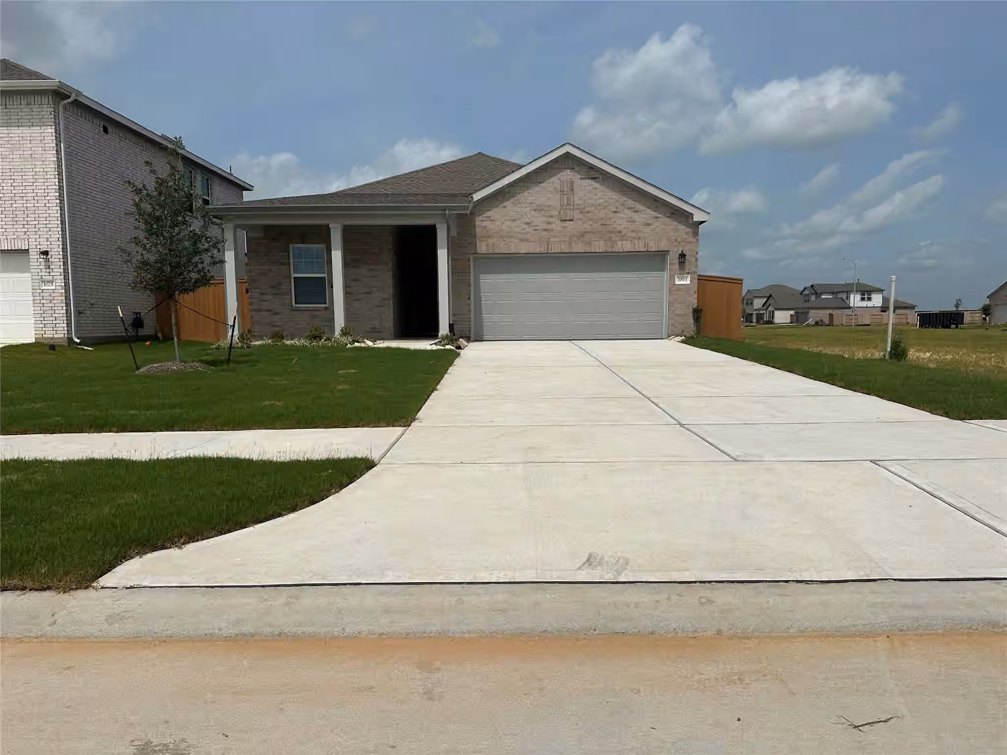 Photo of 1029 Sunlit Circle, Brookshire, TX 77423