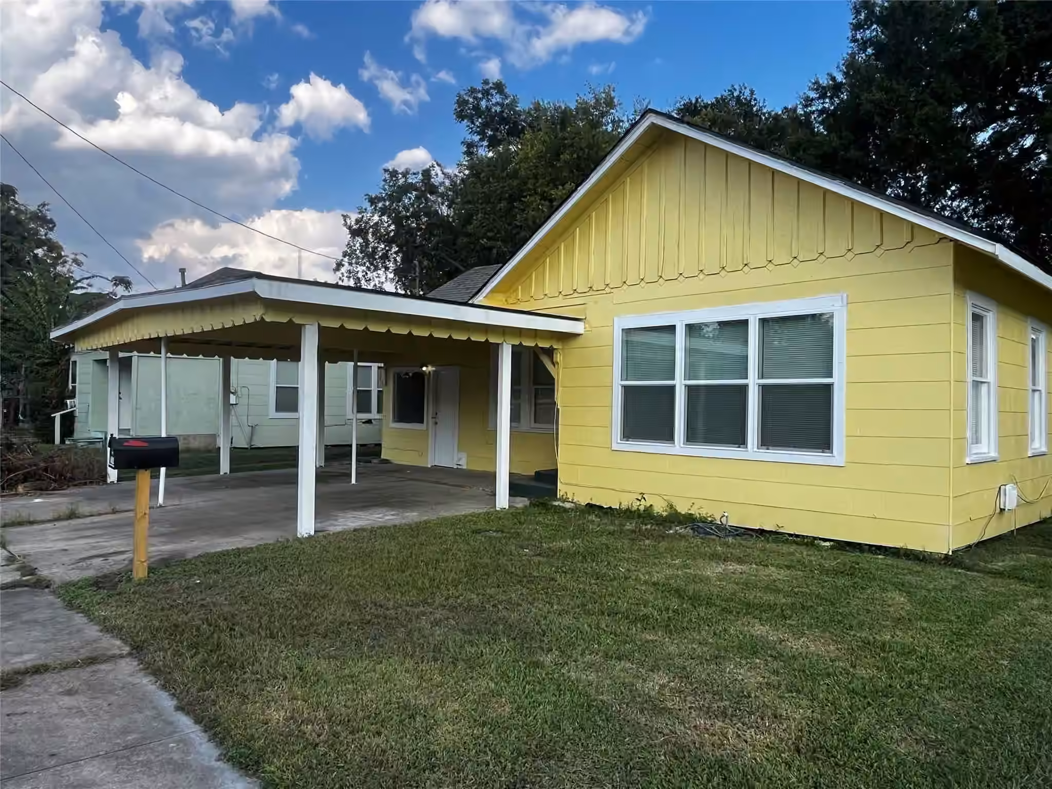Photo of 1018 N 2nd Street, Baytown, TX