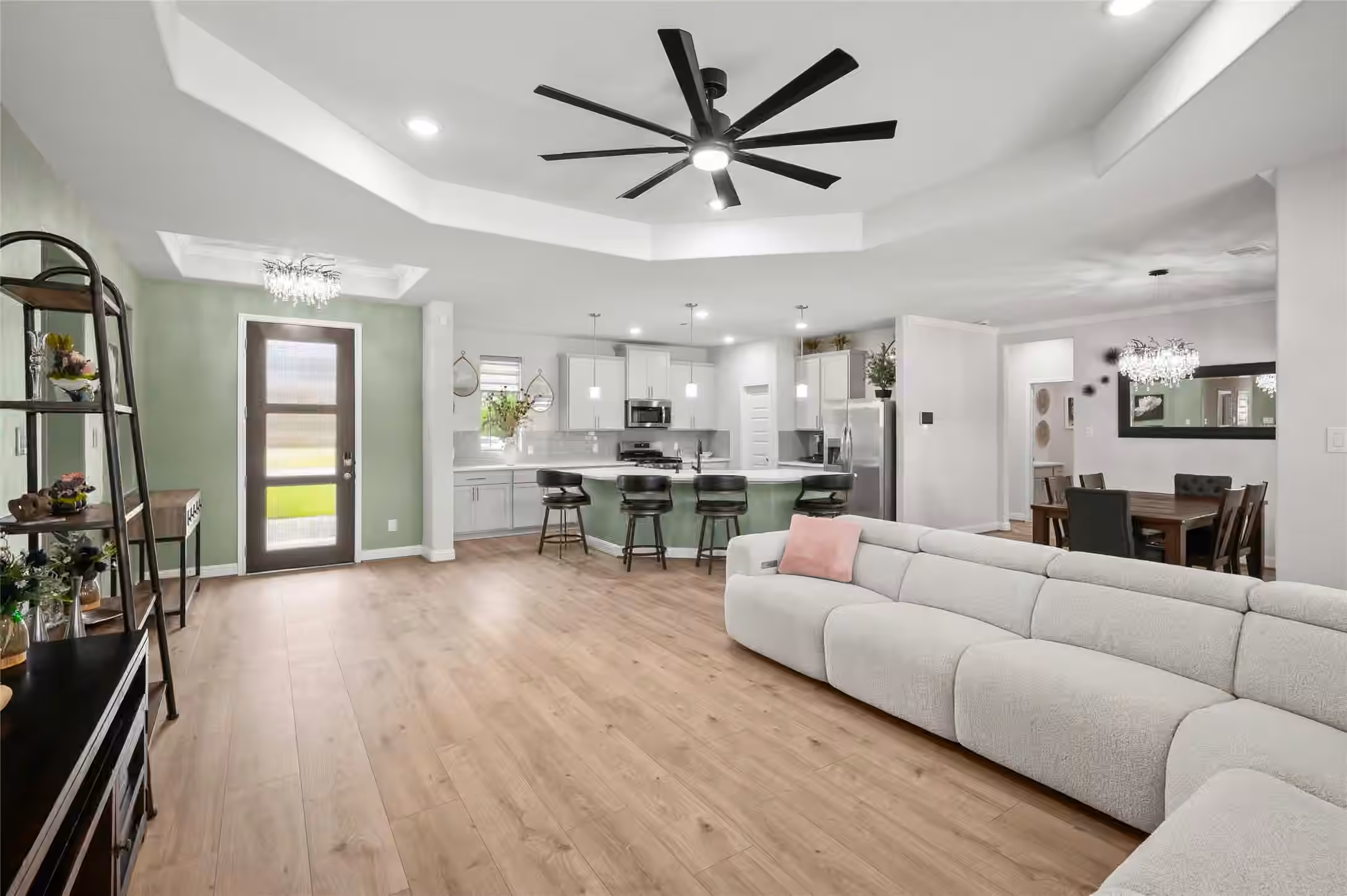 Photo 6 of 13419 Maverick Trail Road, Conroe, TX
