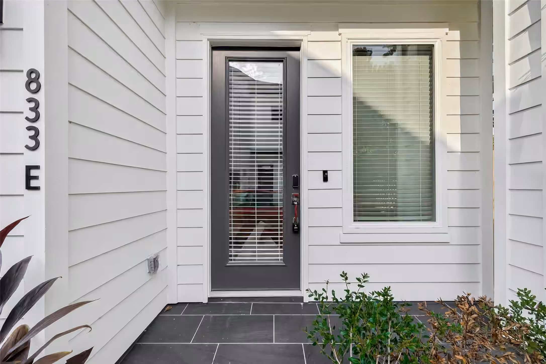 Photo 6 of 833 Dorchester ST Street E, Houston, TX