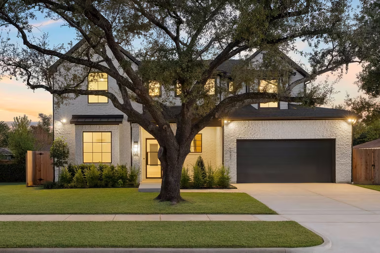 Photo 5 of 8021 Turquoise Lane, Houston, TX