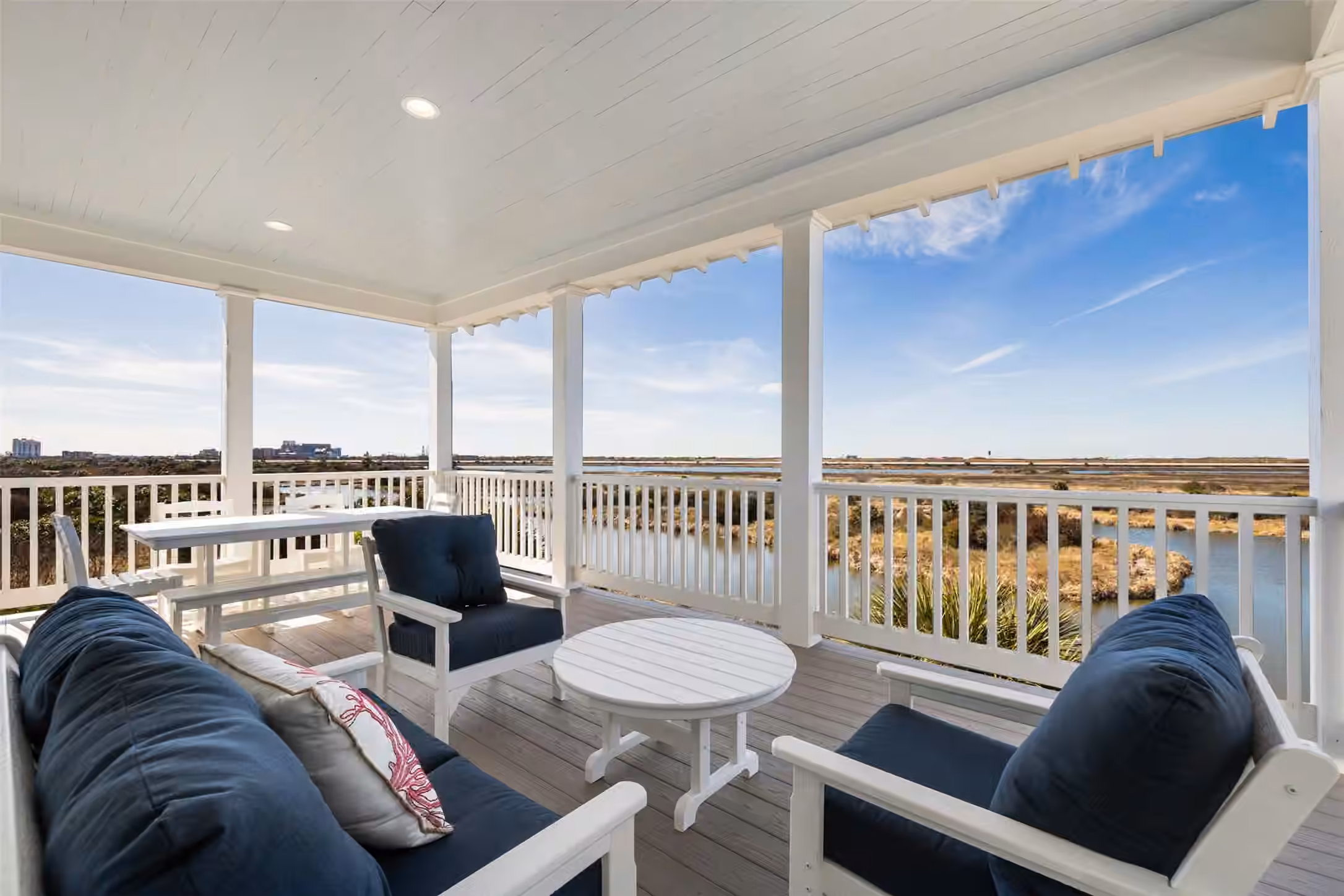 Photo 6 of 1510 Beachtown Drive, Galveston, TX