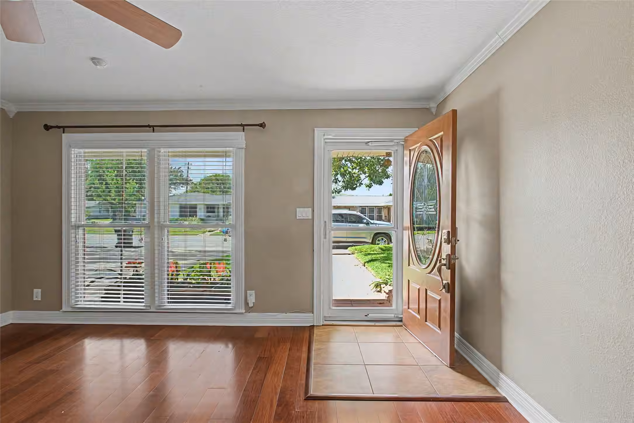 Photo 7 of 7213 Youpon Drive, Galveston, TX