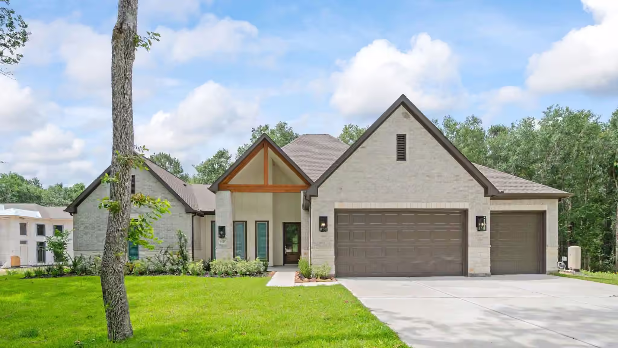 Photo of 1531 Silver Creek Lane, Montgomery, TX 77316