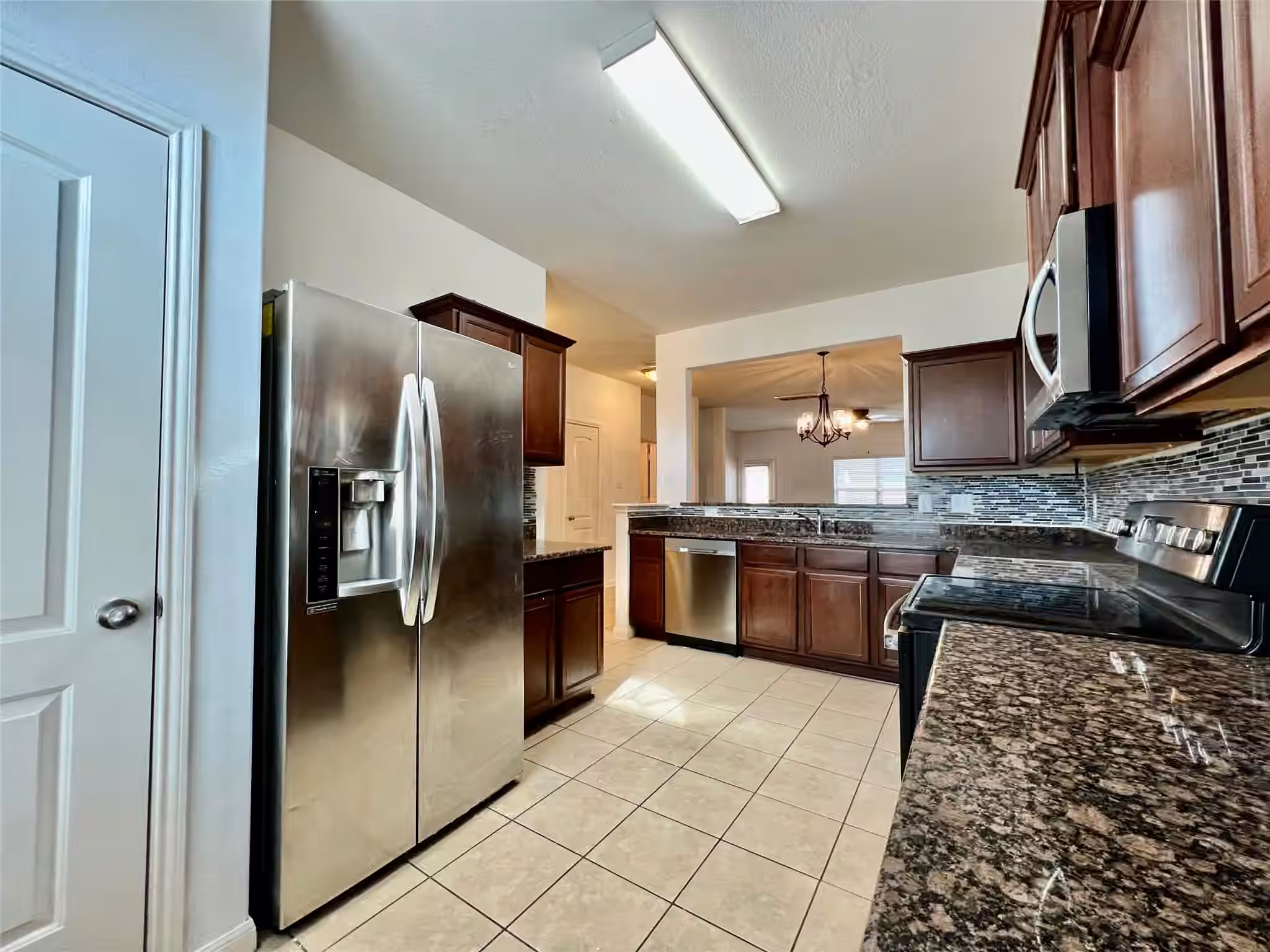 Photo 5 of 20418 Oak Lodge Meadow Drive, Humble, TX