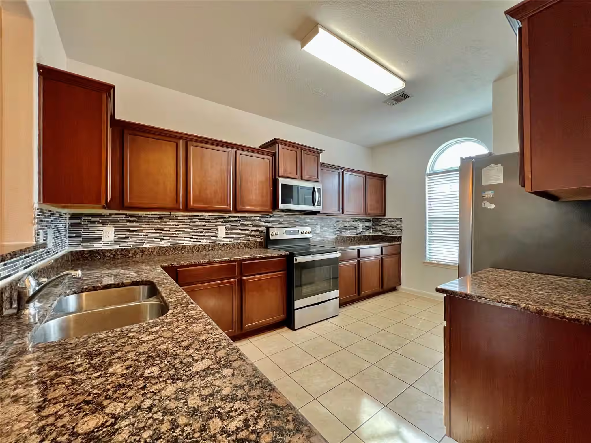Photo 6 of 20418 Oak Lodge Meadow Drive, Humble, TX