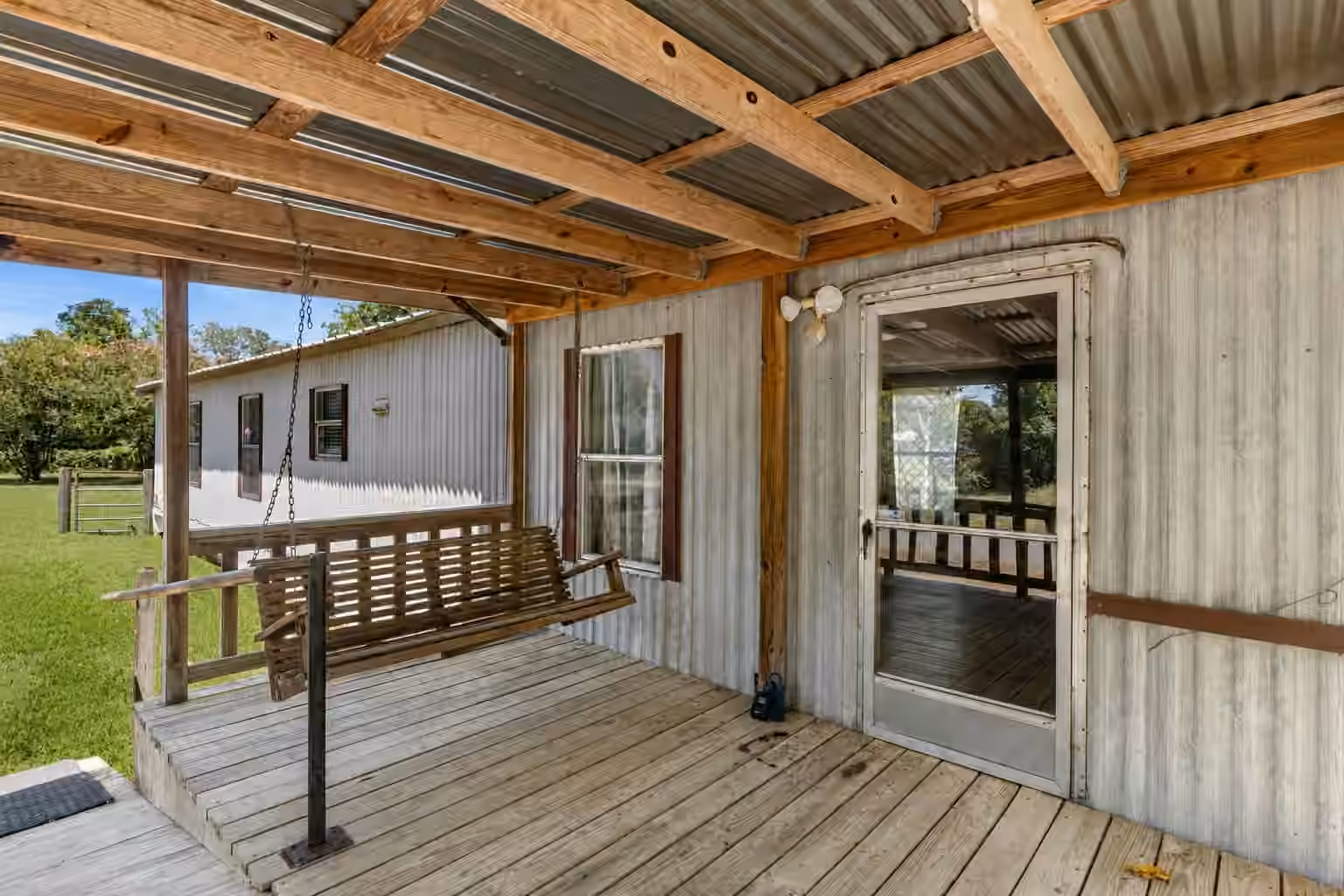 Photo 3 of 503 Turner Drive, Navasota, TX