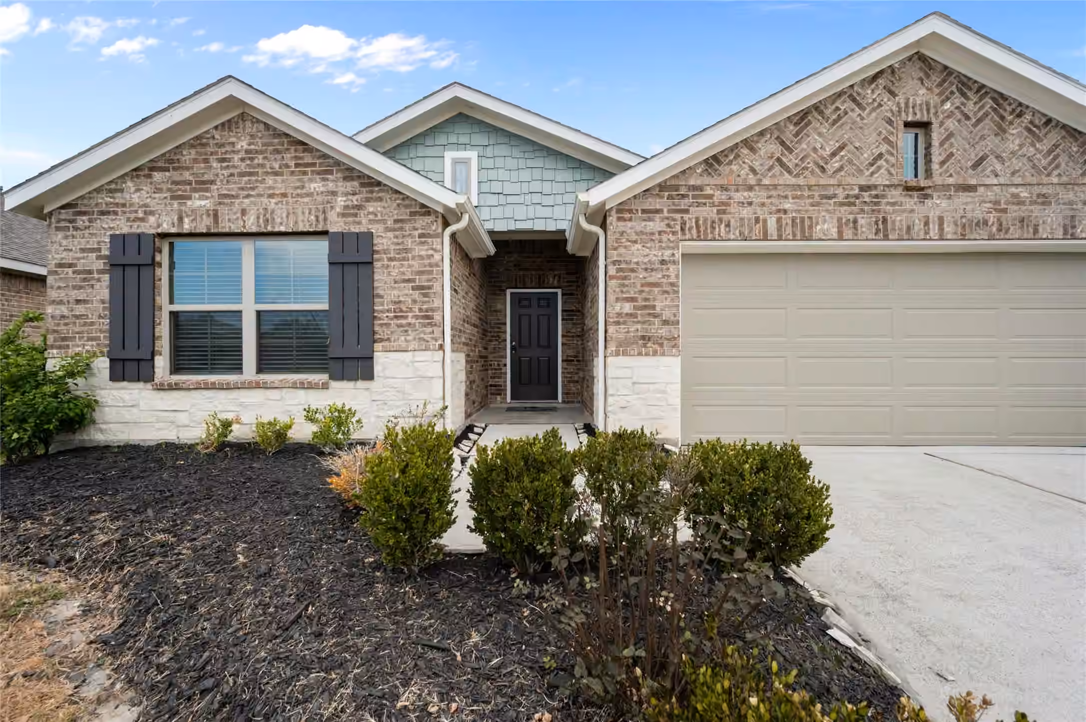 Photo 3 of 7602 Pampero Lane, Baytown, TX