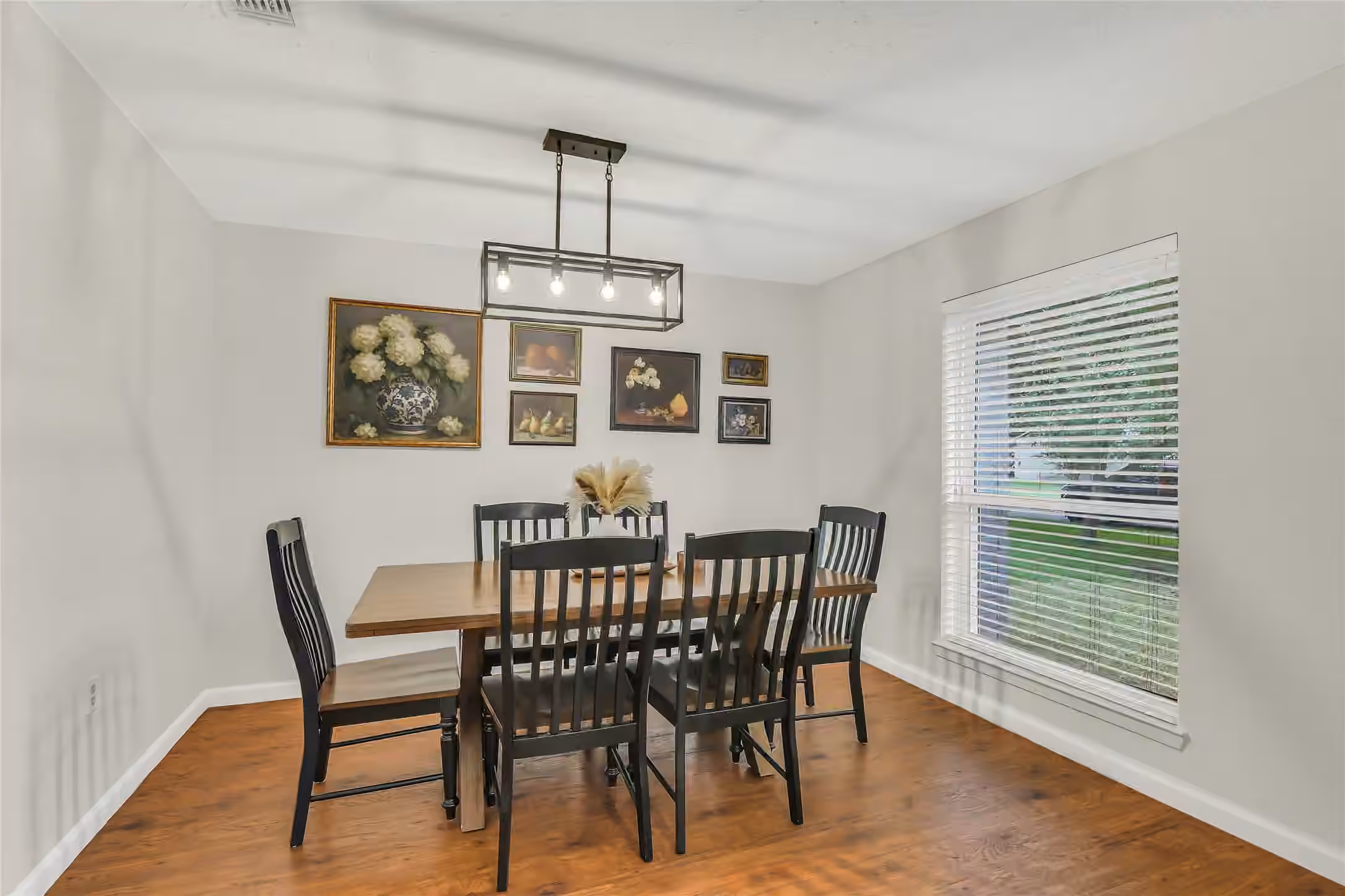 Photo 7 of 3327 Honey Creek Drive, Houston, TX