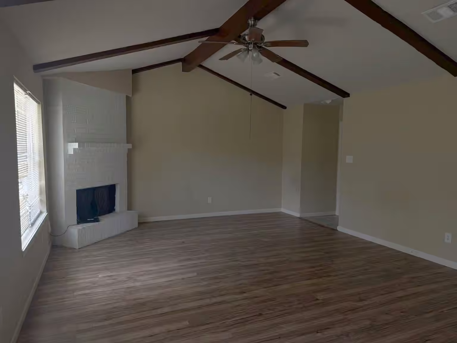 Photo 5 of 4614 27th Street, Dickinson, TX