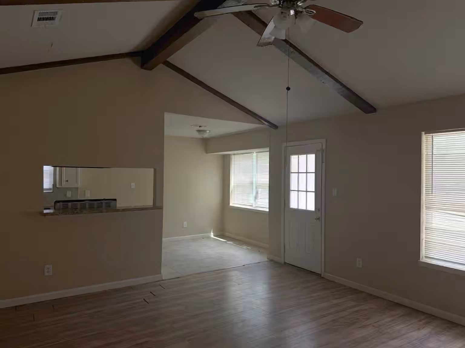 Photo 6 of 4614 27th Street, Dickinson, TX