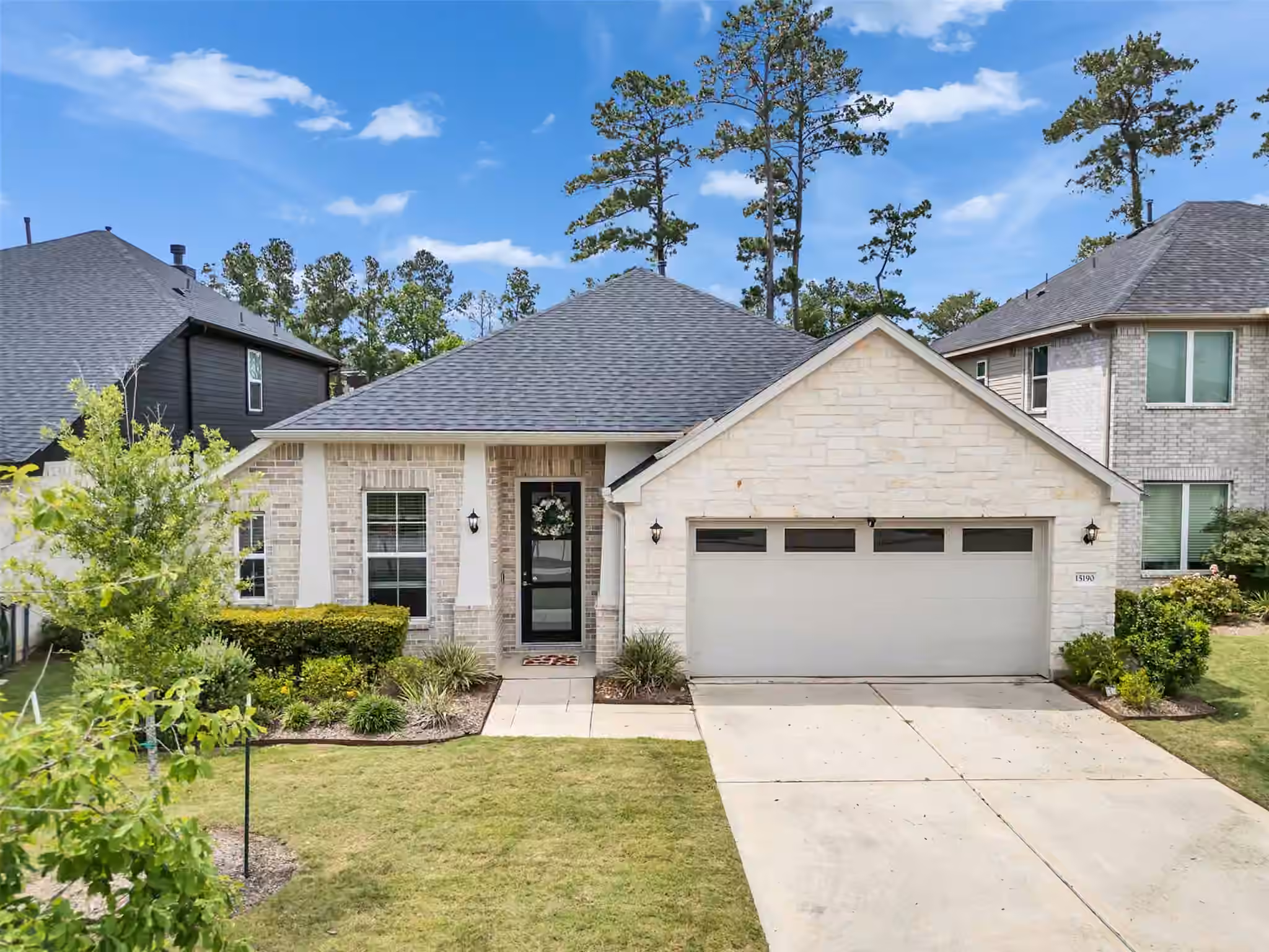 Photo 4 of 15190 N Heron Heights Way, Magnolia, TX