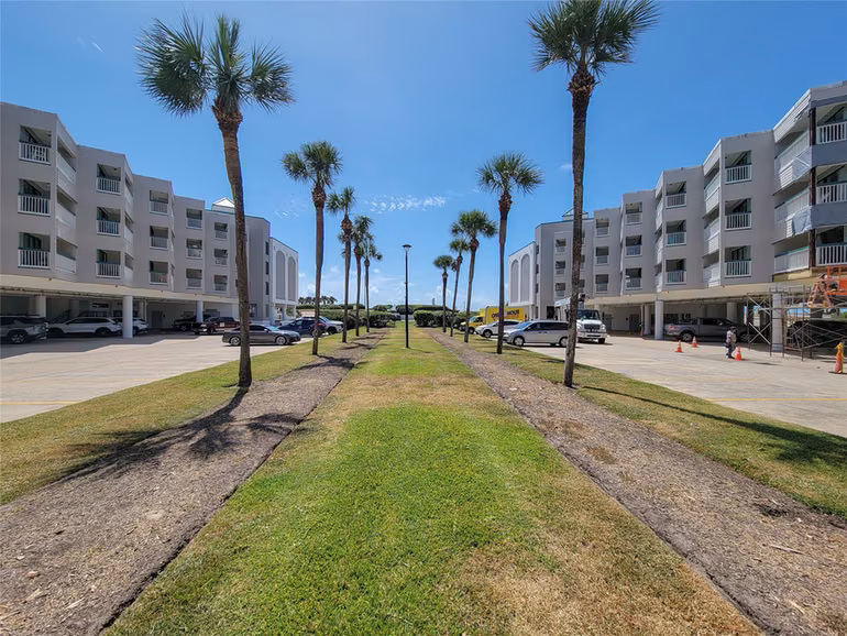 Photo 7 of 6102 Seawall Boulevard 330, Galveston, TX