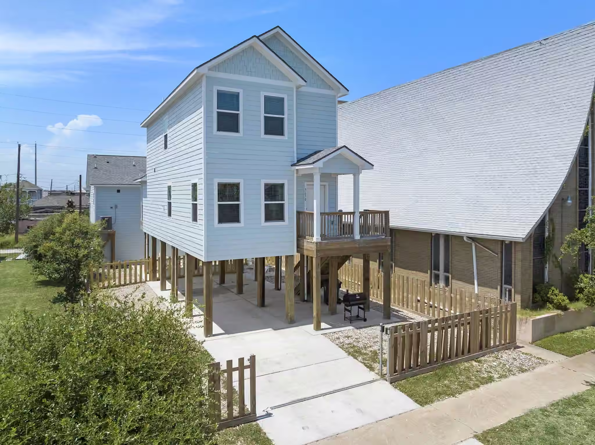 Photo of 3610 Sealy Street, Galveston, TX 77550