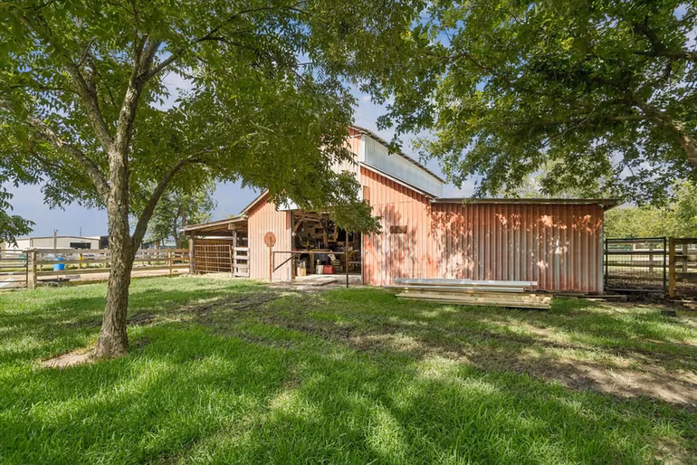 Photo 3 of 19197 Ramsey Road, Crosby, TX