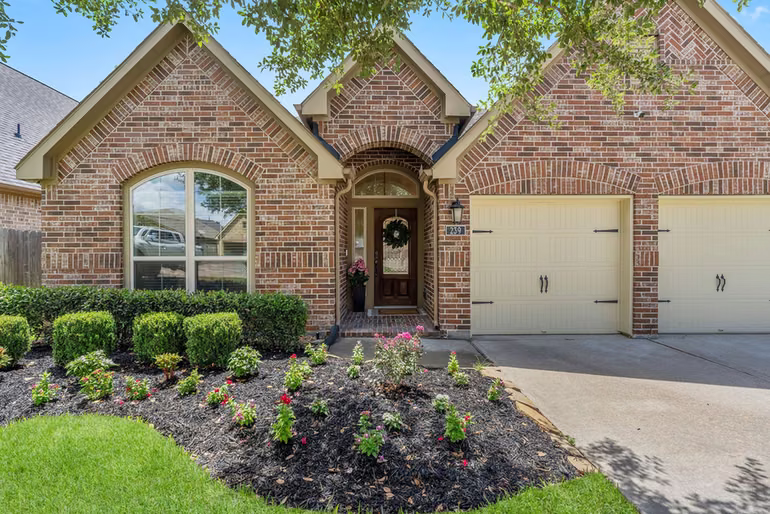 Photo 3 of 239 Forest Peak Way, Montgomery, TX
