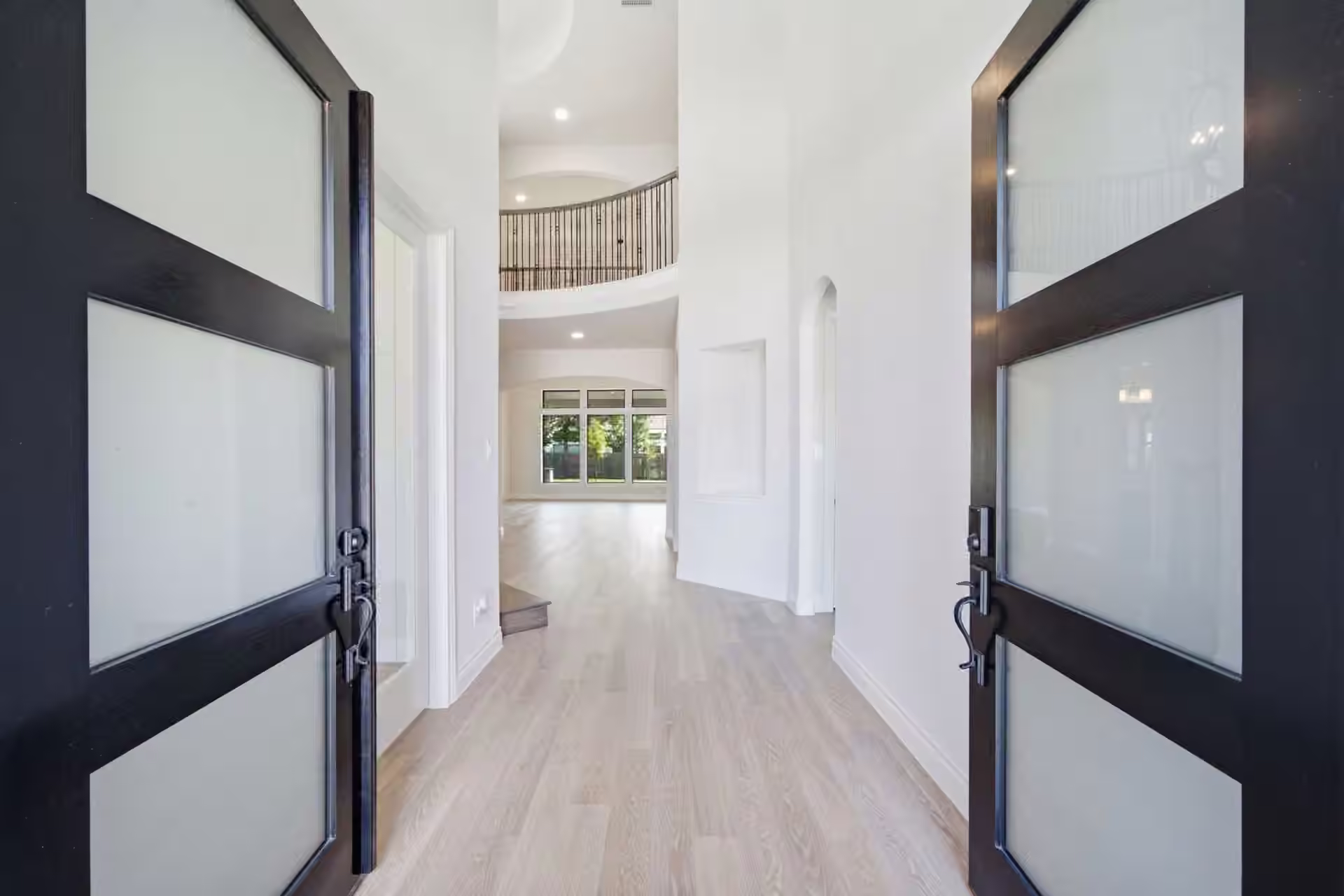 Photo 5 of 15607 Early Bird Lane, Conroe, TX