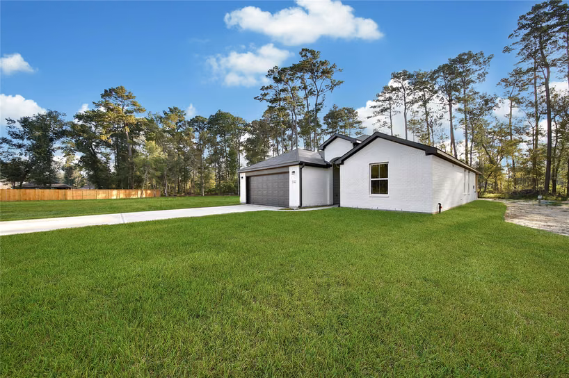 Photo 2 of 814 Scribe, New Caney, TX