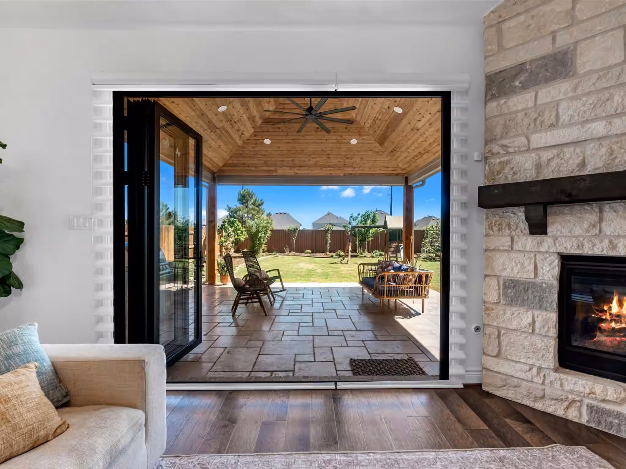 Photo 2 of 7310 Kingbird Cove Court, Katy, TX