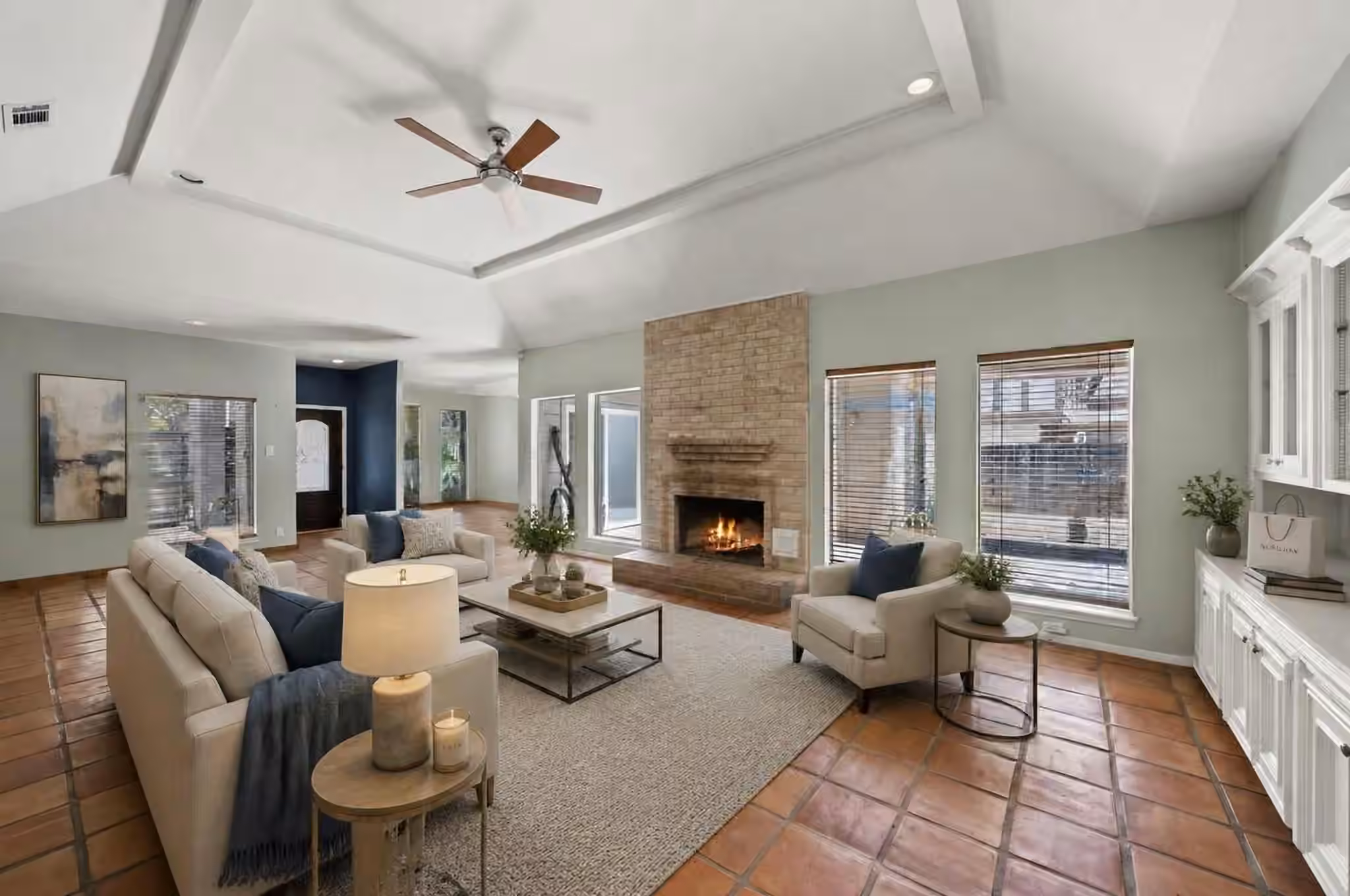 Photo 4 of 11807 Carriage Hill Drive, Houston, TX