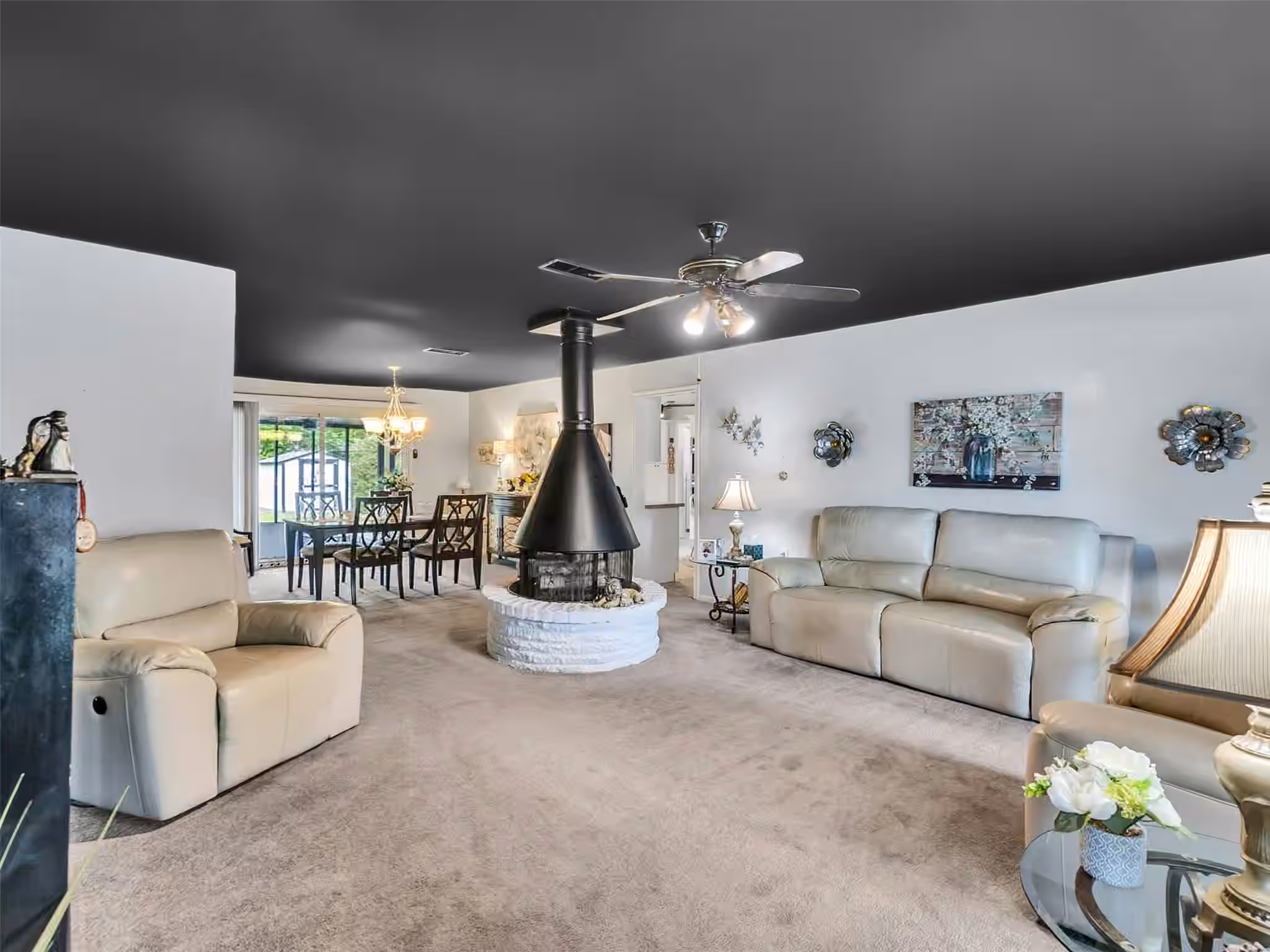 Photo 4 of 905 Bartlett Road, Katy, TX